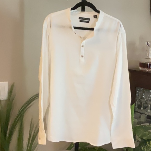 SAKS FIFTH AVENUE - White Linen Henley - NEW - Picture 1 of 8